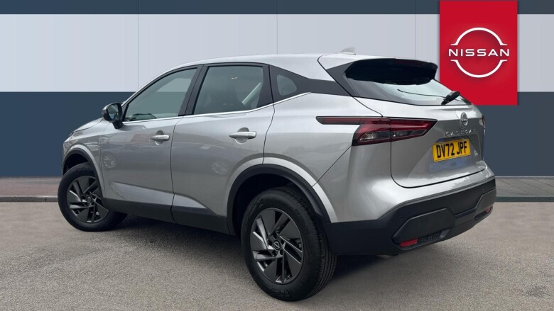 Nissan Qashqai 1.3 DiG-T MH Acenta Premium 5dr Petrol Hatchback